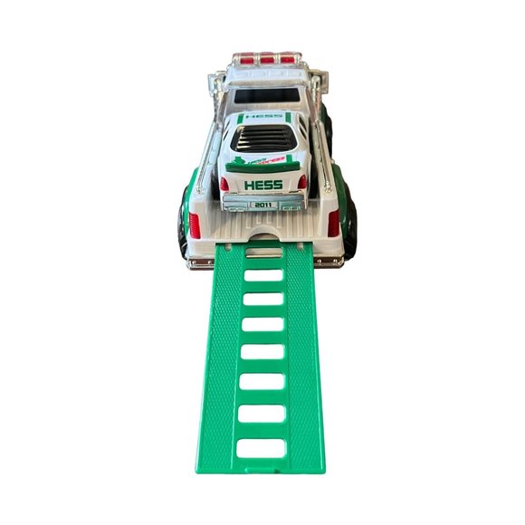 HESS Corporate 2011 Truck and Race Car Rescue Toy - Picture 5 of 12